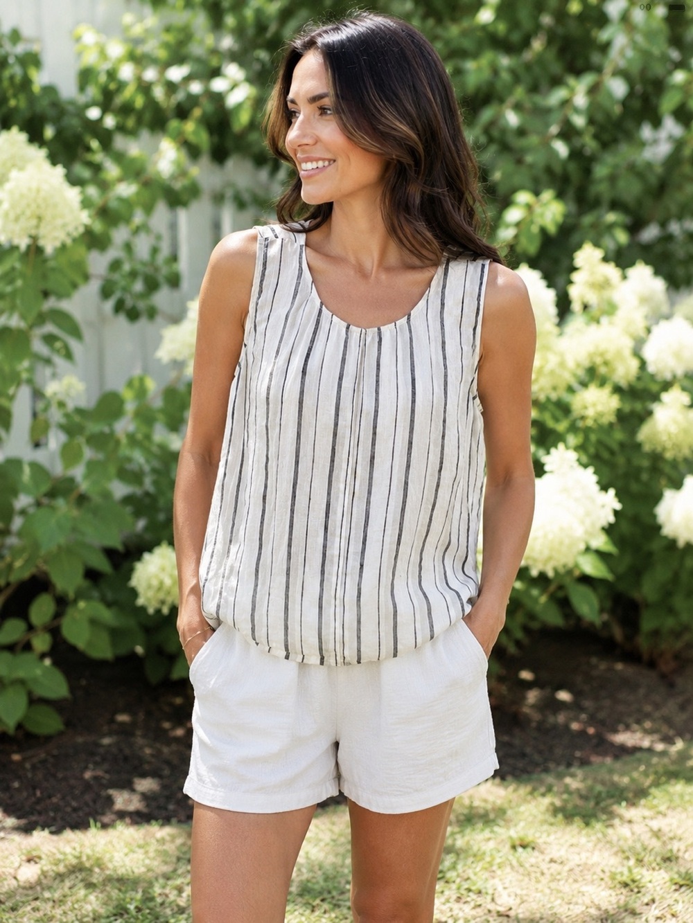 Vince Camuto Black and White black grays reined 100% linen top